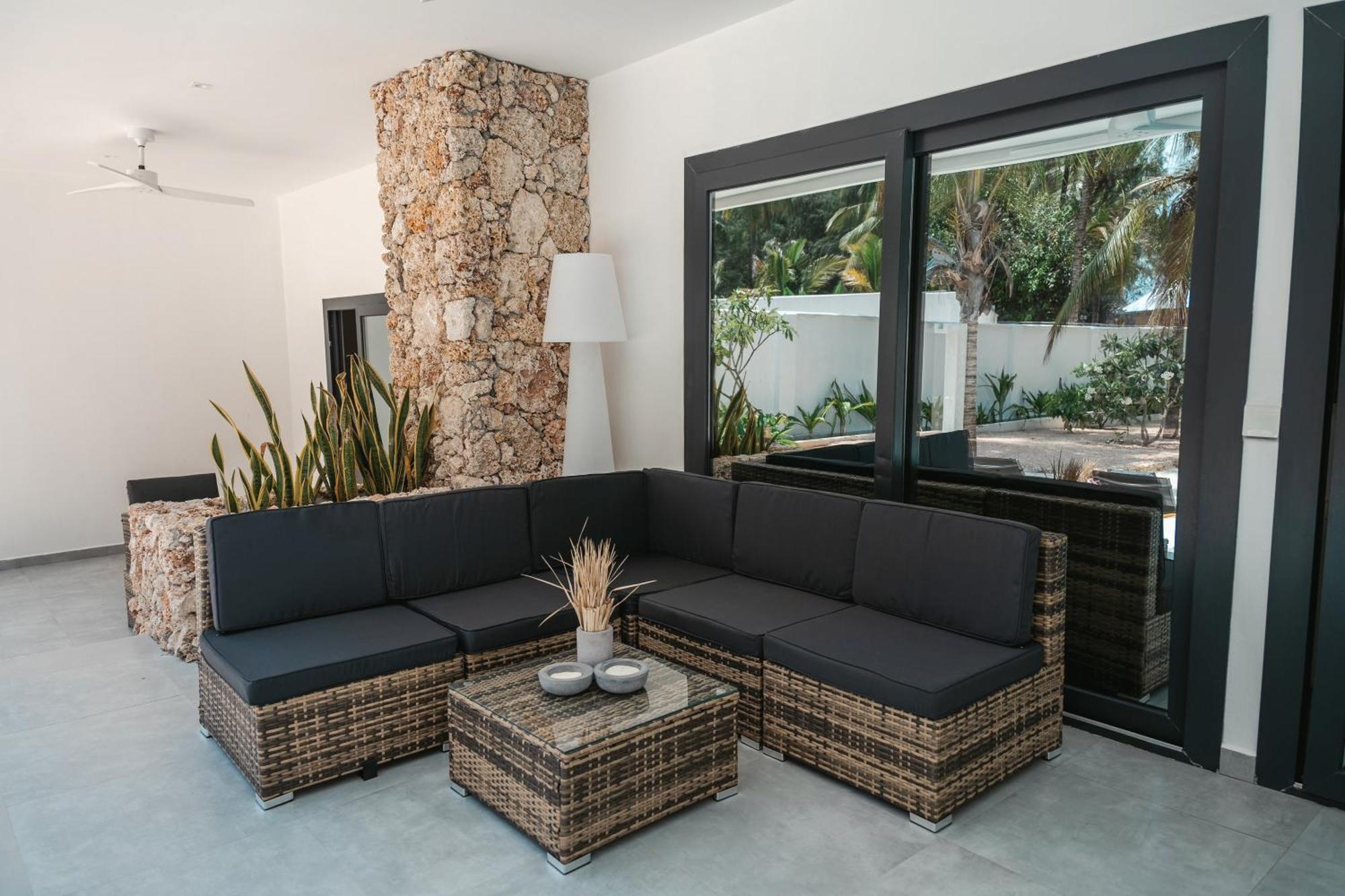 The Oasis Residence جامبياني المظهر الخارجي الصورة