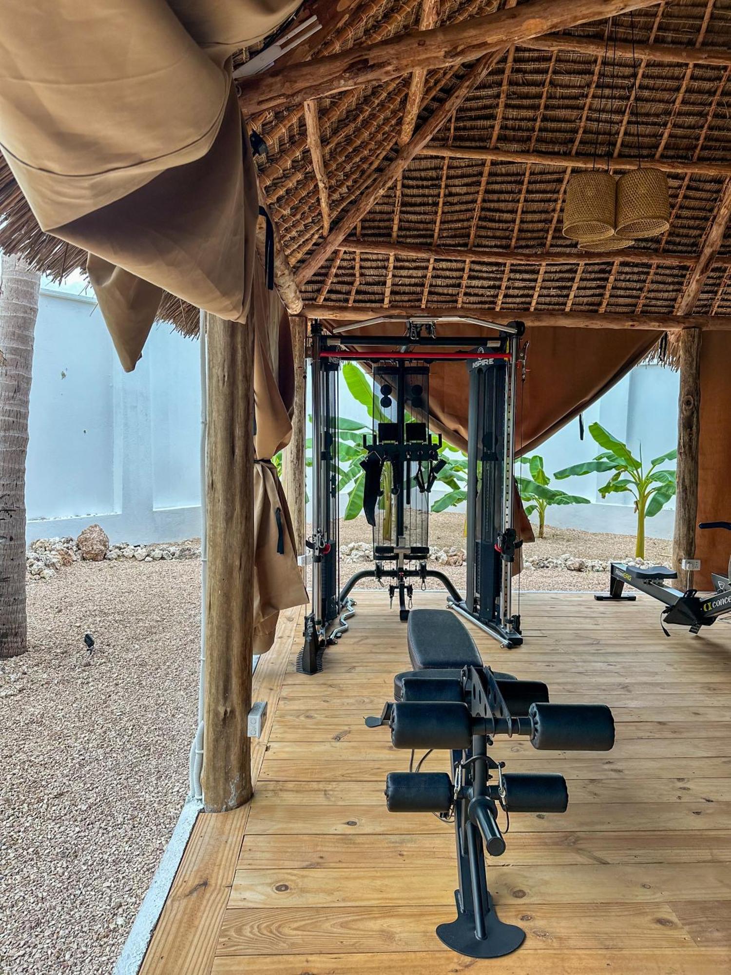 The Oasis Residence جامبياني المظهر الخارجي الصورة