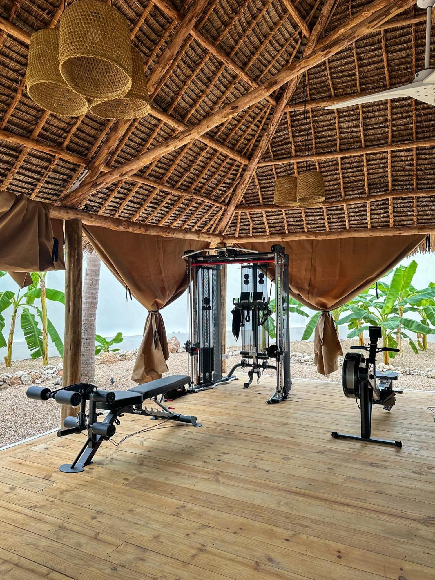 The Oasis Residence جامبياني المظهر الخارجي الصورة